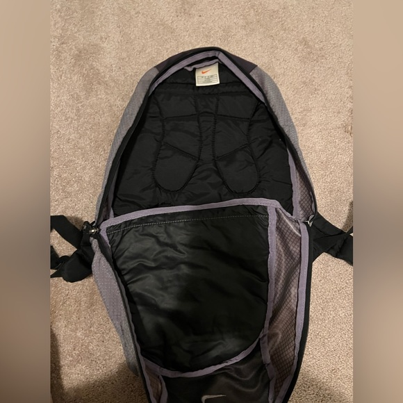 Vintage Purple Nike backpack - Picture 4 of 8